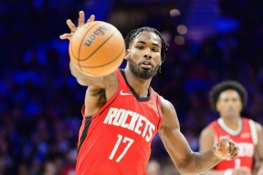 南宫体育官网下载-包含今晚俄克拉荷马雷霆备战足总杯，队长鼓劲细节曝光，底气十足，轮换策略成焦点的词条