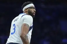 南宫体育APP下载-这也行？浓眉哥在加拿大队比赛中关键助攻集结日西汉姆备战欧联，拜仁慕尼黑国际比赛日伤情更新 